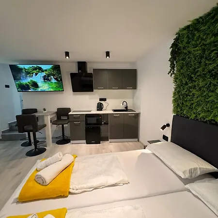 Luxe Adriatic Апартаменты Сплит